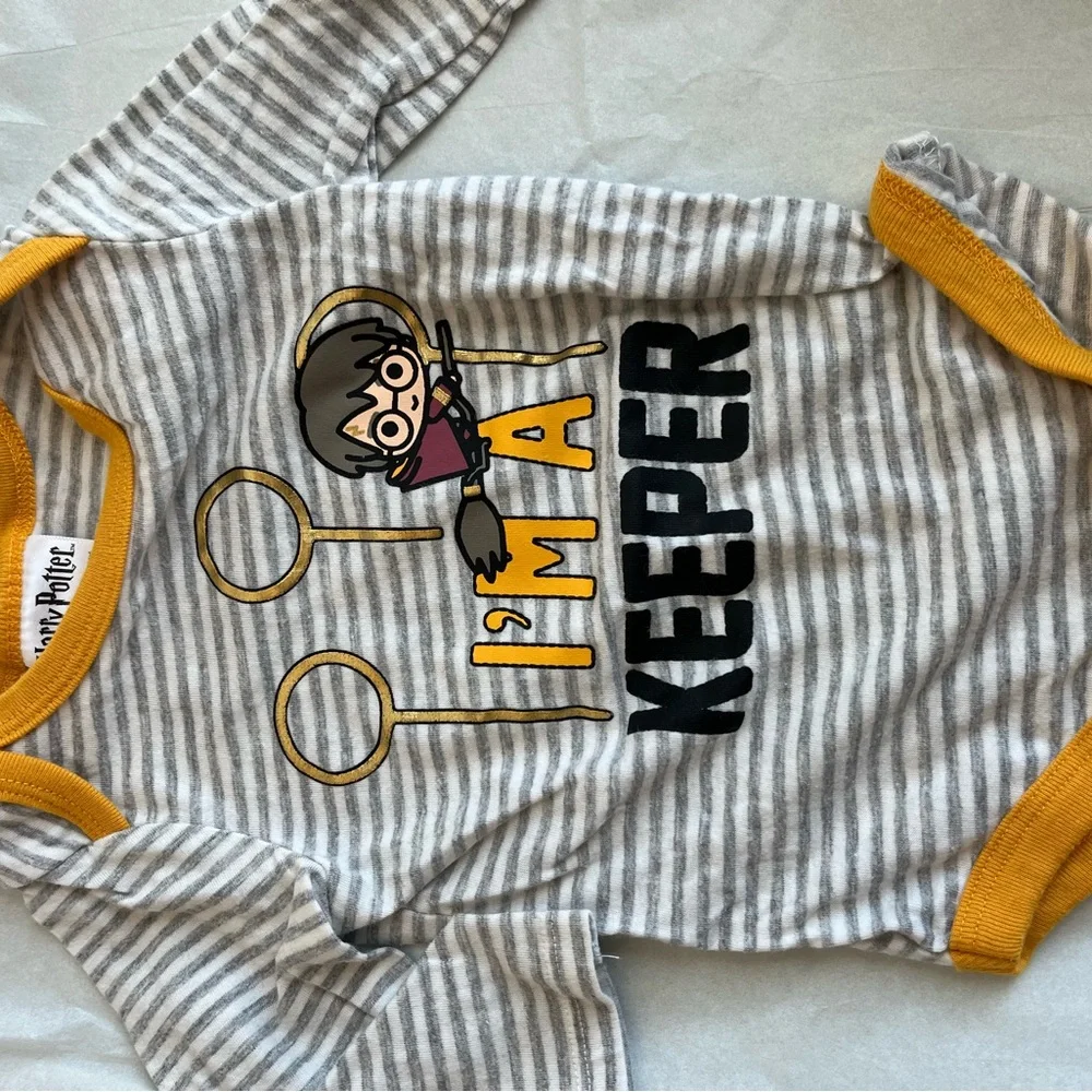 Warner Bros. Harry Potter Striped Baby Onesie - Yellow and Gray - Picture 3 of 6